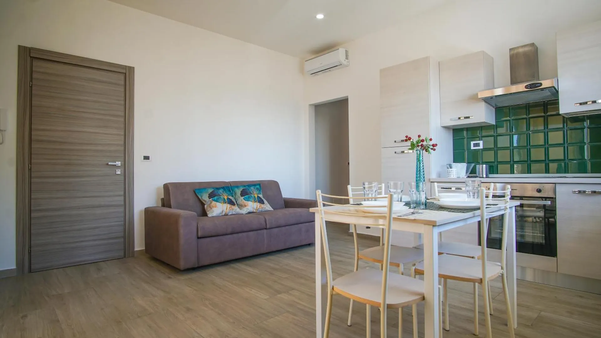 Stella Marina Apartment - Sea View, Close To The Beach Agnone Bagni Italy
